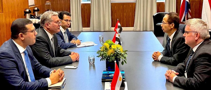 سينوك الصينية تعتزم الاستثمار في البحث عن البترول والغاز بمصر لأول مرة
سينوك الصينية تعتزم الاستثمار في البحث عن البترول والغاز بمصر لأول مرة