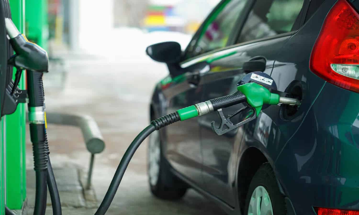 لجنة تسعير المنتجات البترولية تقرر رفع أسعار البنزين