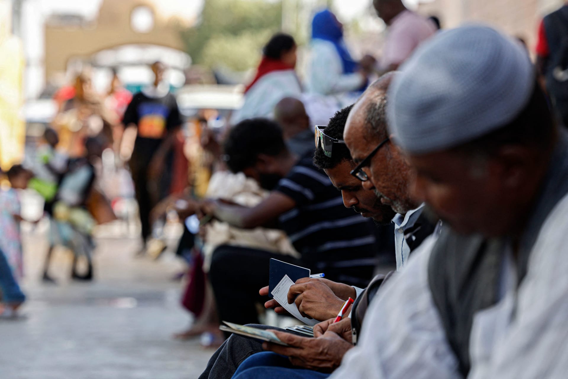 بعد صدور قانون جديد لهم.. كيف يمكن دمج اللاجئين في مصر؟ خبراء يوضحون