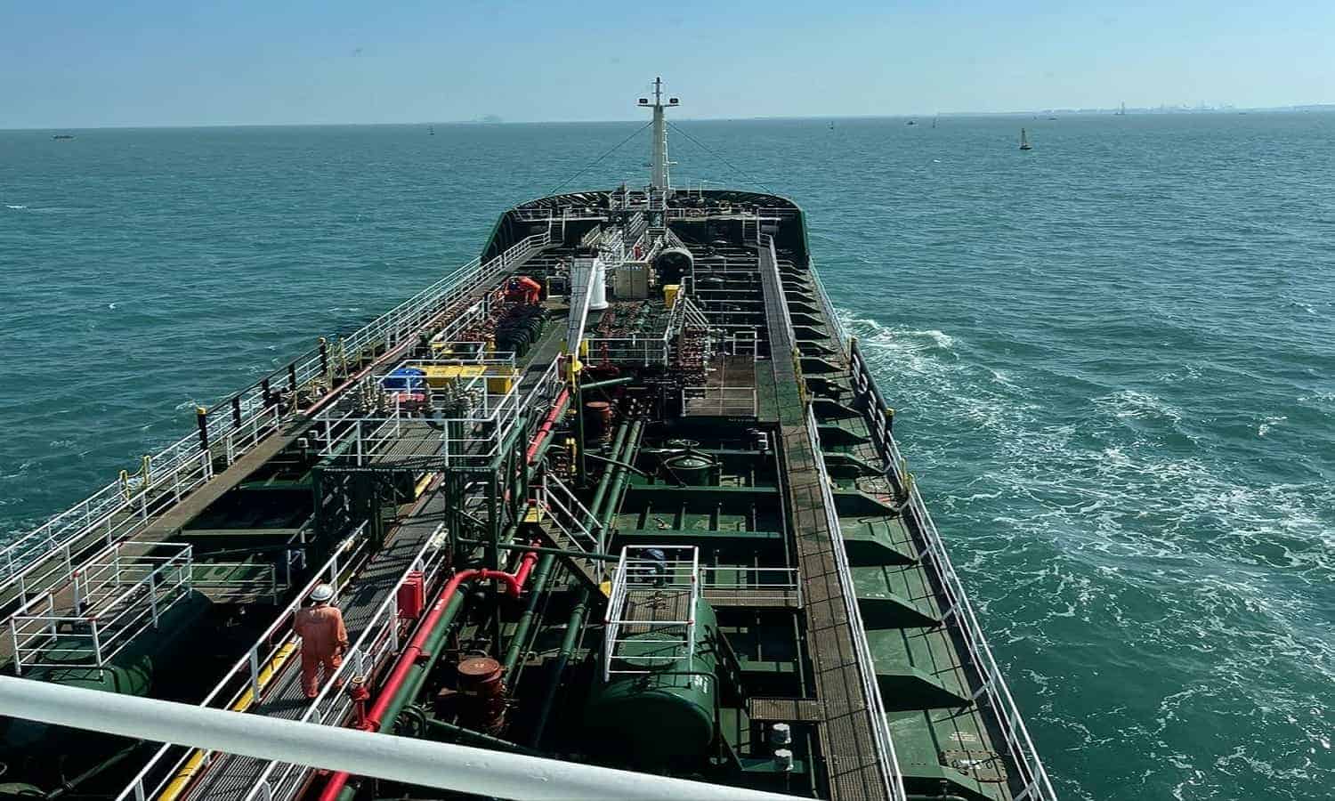ميناء شرق بورسعيد يشهد أول خدمة تموين سفن بالميثانول الأخضر في إفريقيا والشرق الأوسط