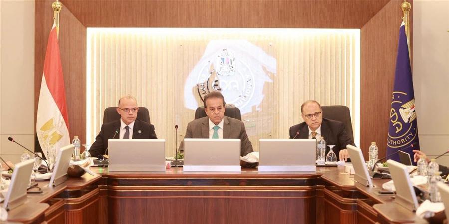 الحكومة تبحث دعم صناعة الدواء وتوسيع إنتاج المستحضرات الحيوية محليًا