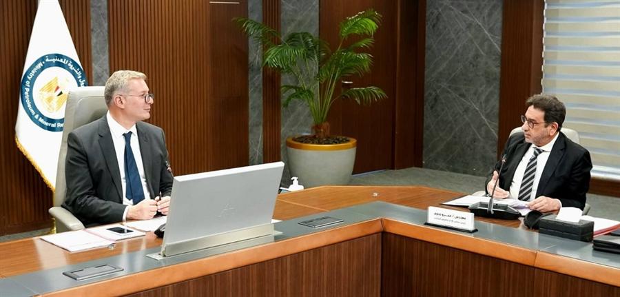 261.5 مليون دولار إيرادات خدمات البترول البحرية في 2025