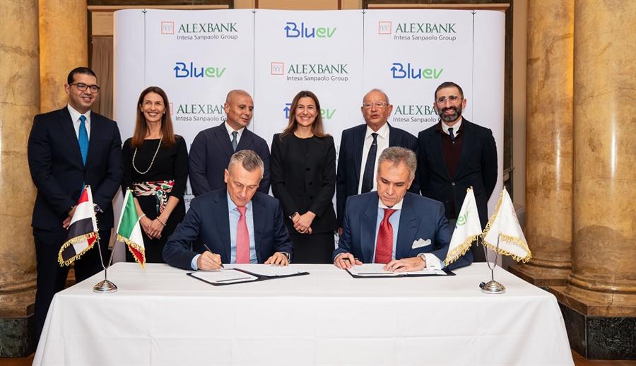 مذكرة تفاهم بين بنك الإسكندرية وبلو إي في لتمويل الدراجات الكهربائية 