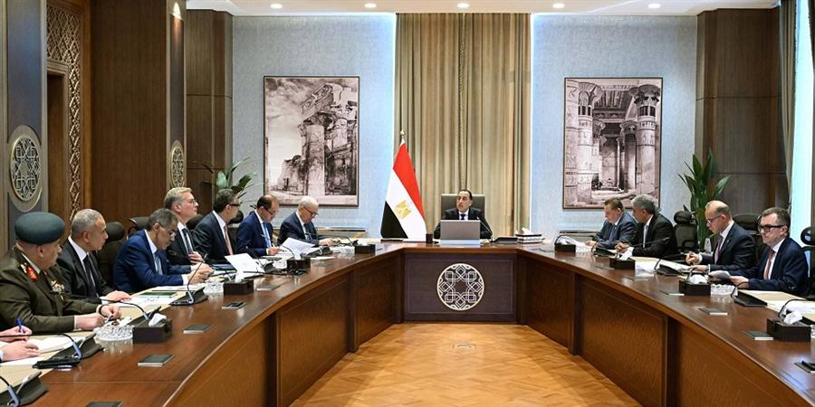 إجراءات حكومية لترشيد الإنفاق ومواجهة تداعيات التصعيد العسكري بالمنطقة