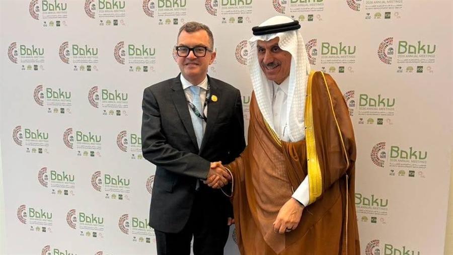 وزير التخطيط يستعرض مبادرات جديدة مع البنك الإسلامي للتنمية لدعم النمو