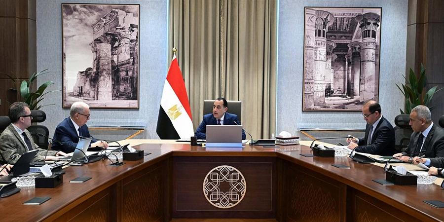 مدبولي يتابع خطة الاستثمارات الحكومية للعام المالي 2026/2027