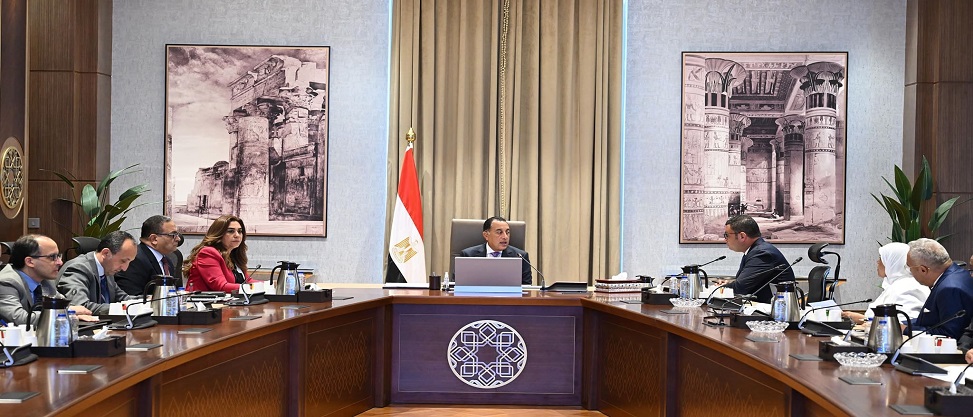 مدبولي يوجه بضروة إيجاد آلية واضحة للتعامل مع العقارات الآيلة للسقوط