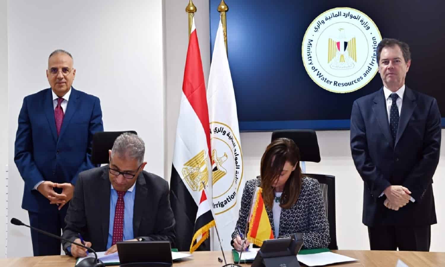 مصر وإسبانيا توقعان مذكرة تفاهم لتعزيز التعاون في مجال الري
