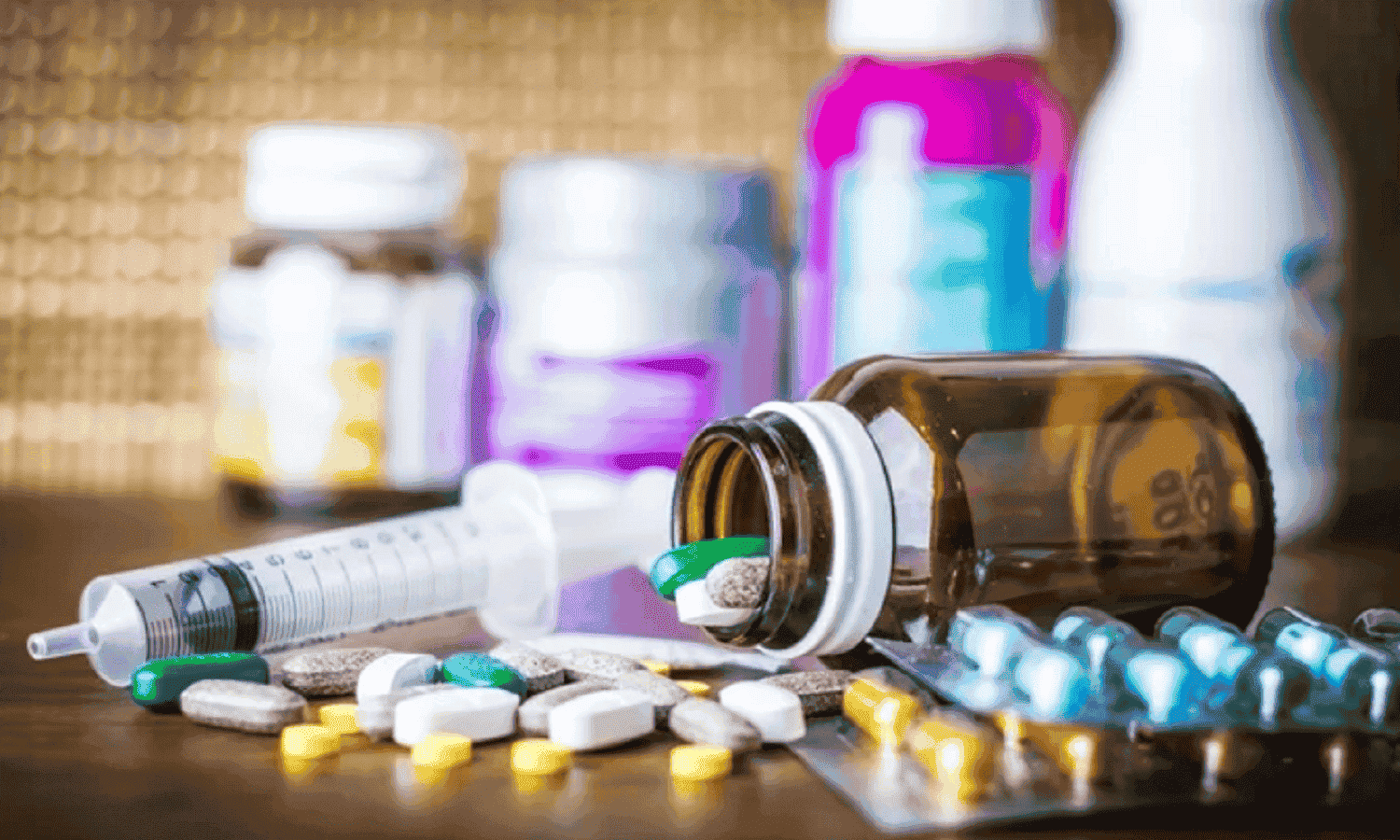 القابضة للأدوية تسدد 309.6 مليون جنيه من قرض أبو ظبي الإسلامي