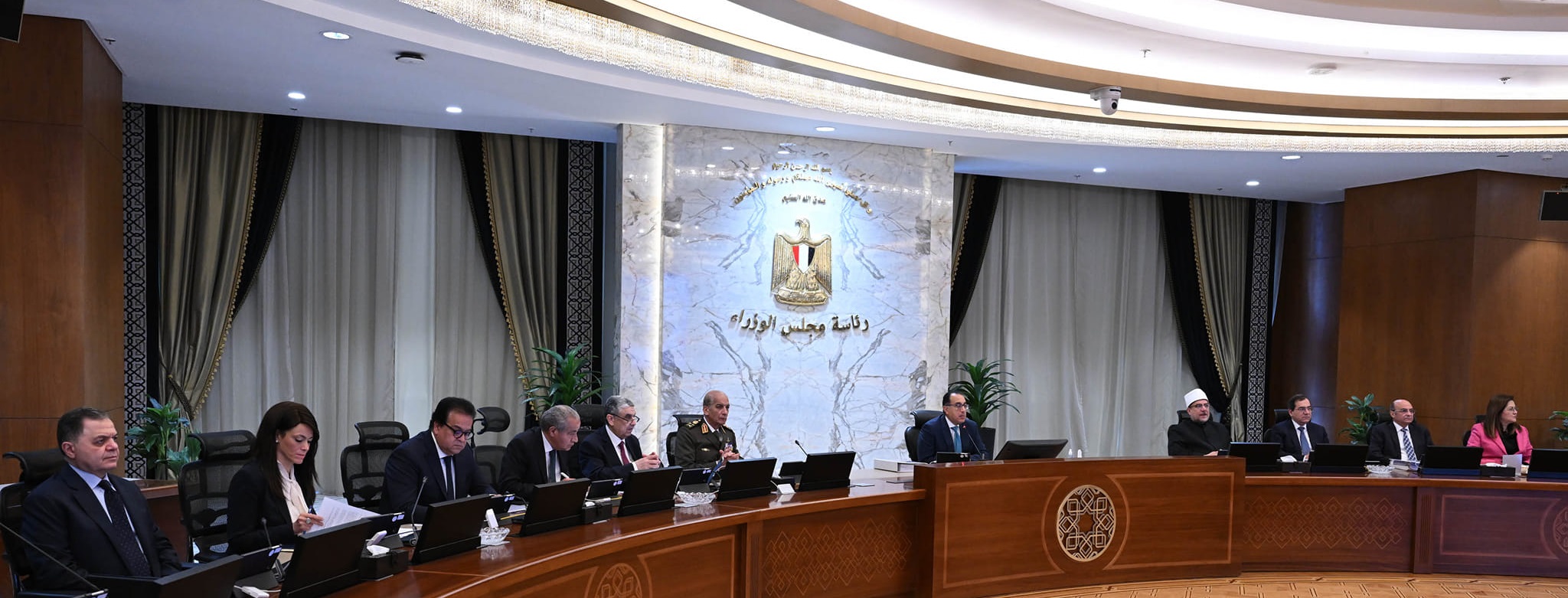 Egyptian cabinet thumbs up FY2024/25 draft budget

