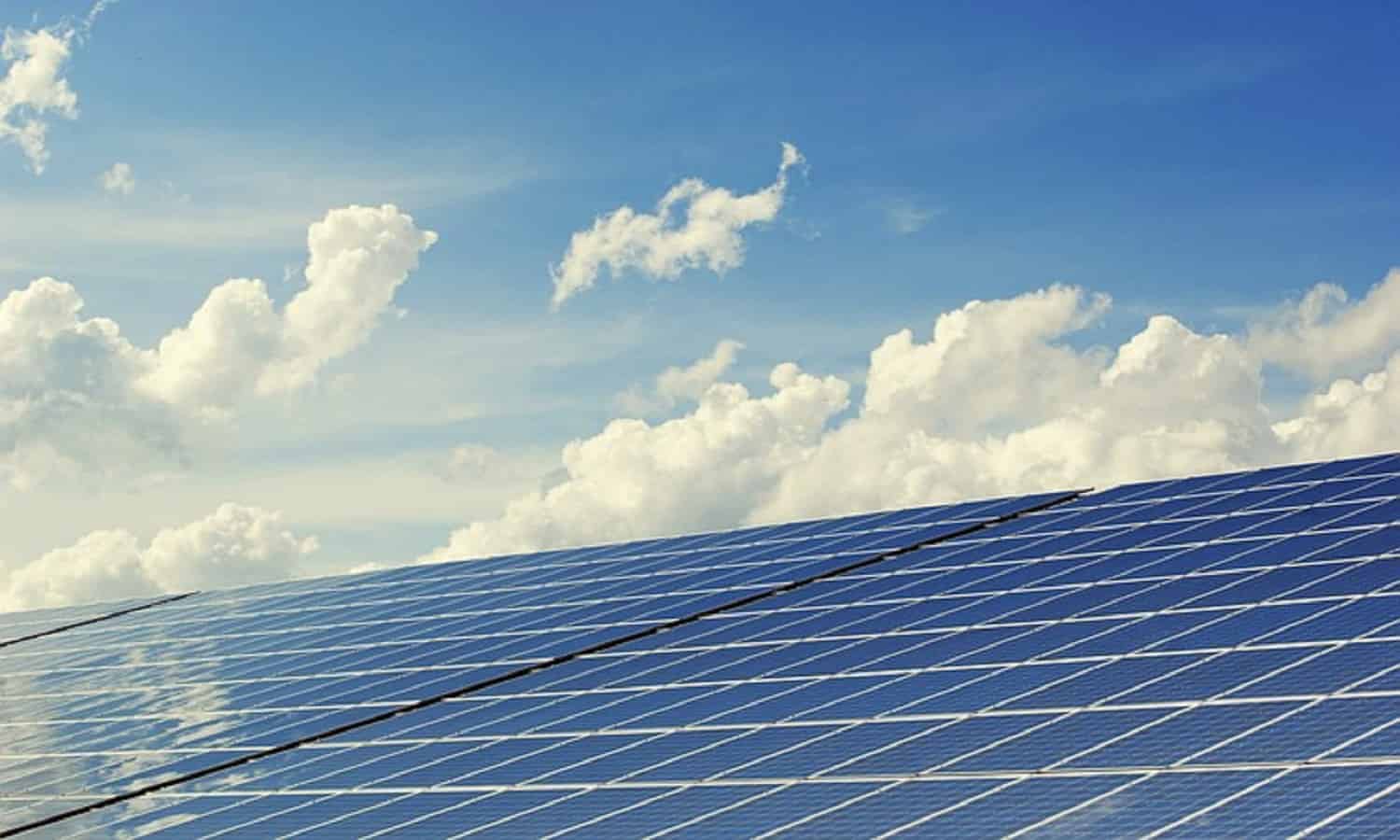 مصر الثانية إقليميًا من حيث الطاقات المولدة من مشروعات الطاقة الشمسية وطاقة الرياح