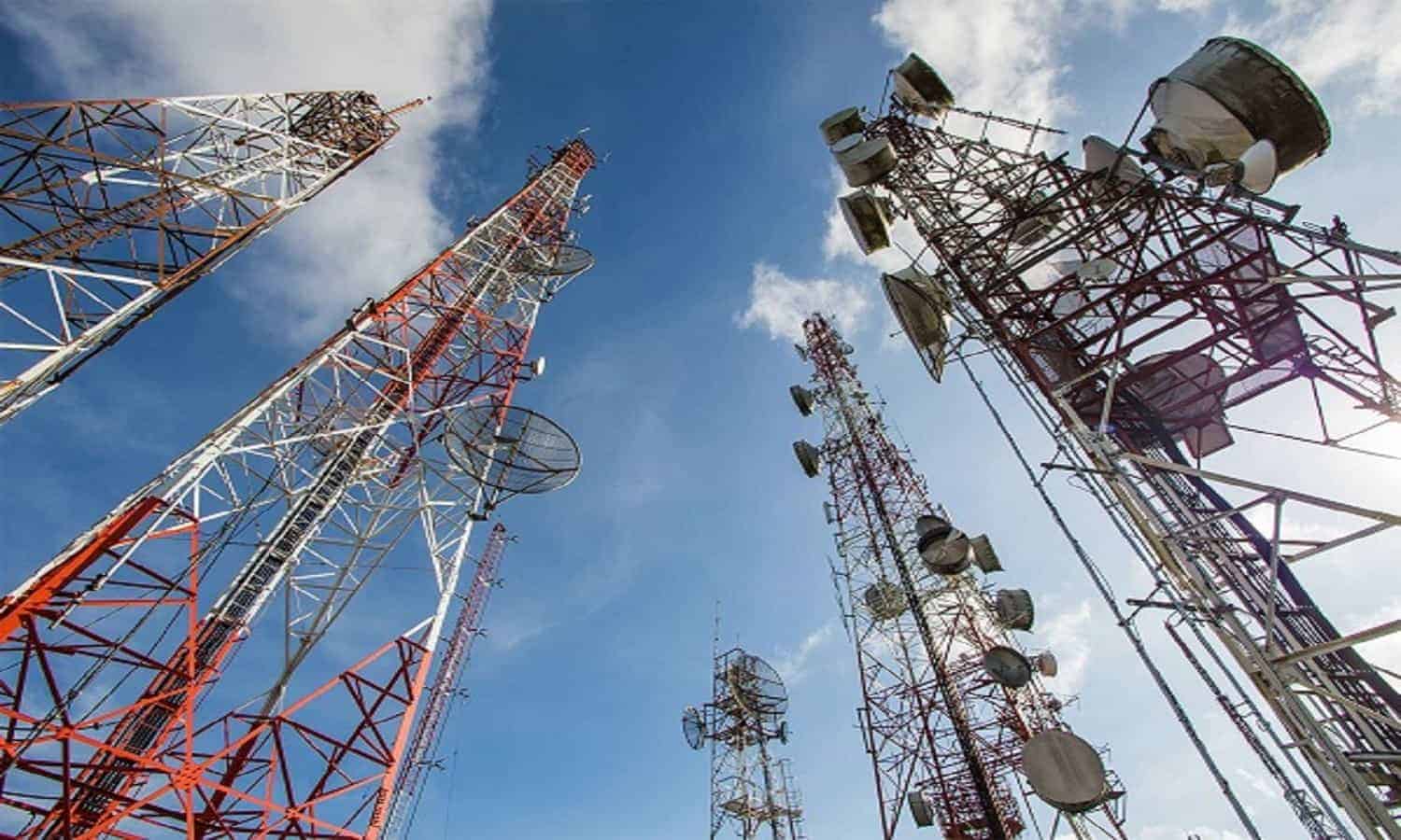 المصرية للاتصالات تطلب الحصول على ترددات جديدة