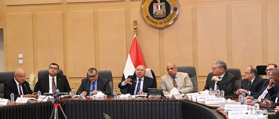 الموافقة على إقامة 3 مصانع بنظام المناطق الحرة الخاصة بإجمالي استثمارات 216.5 مليون دولار